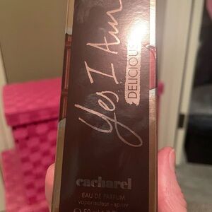 Cacharel “Yes I am Delicious”